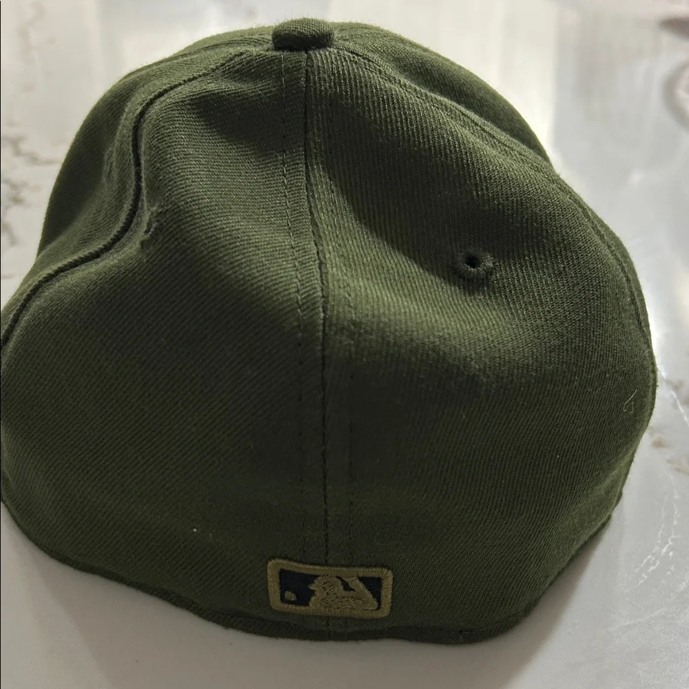 MLB Pittsburgh Pirates Green Cap with Camouflage Brim-Size 7 1/2 - Picture 3 of 8